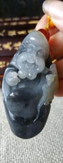 和田玉青花籽料罗汉挂件