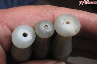 老和田玉烟嘴3个